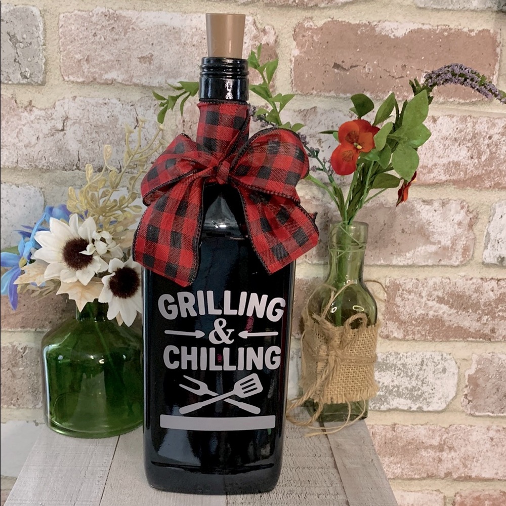 Grilling & Chilling Decorative Bottle - Black with Red Bow
